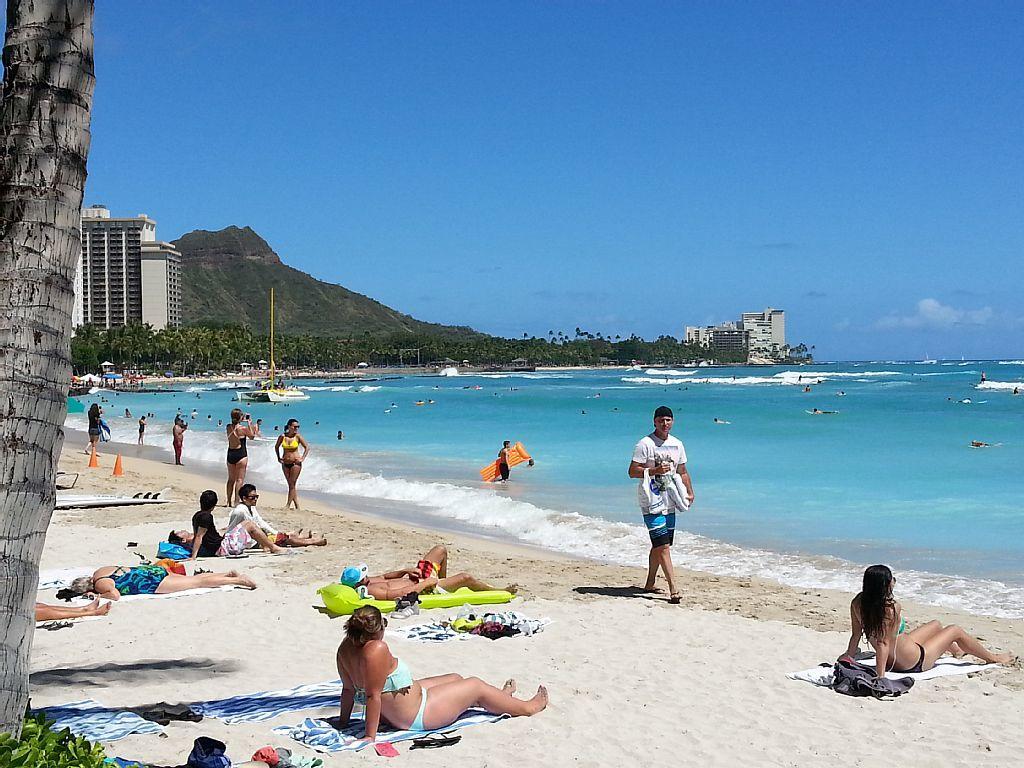 Waikiki Shore Beachfront Хонолулу Екстериор снимка
